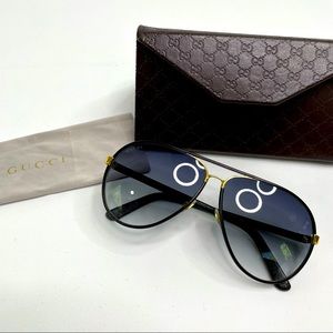 Gucci Gg2887/s Black and Gold Sunglasses